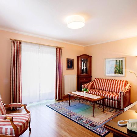 Hotel Foerstlerhof Postal / Burgstall Dış mekan fotoğraf